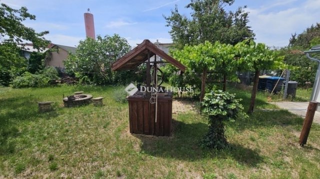 Eladó családi ház, Budapesten, XVIII. kerületben 99.9 M Ft