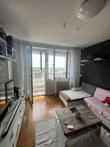 Eladó panellakás, Százhalombattán 58 M Ft, 2+1 szobás