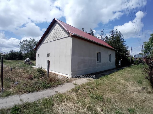 Eladó családi ház, Derecskén 57.9 M Ft, 2 szobás