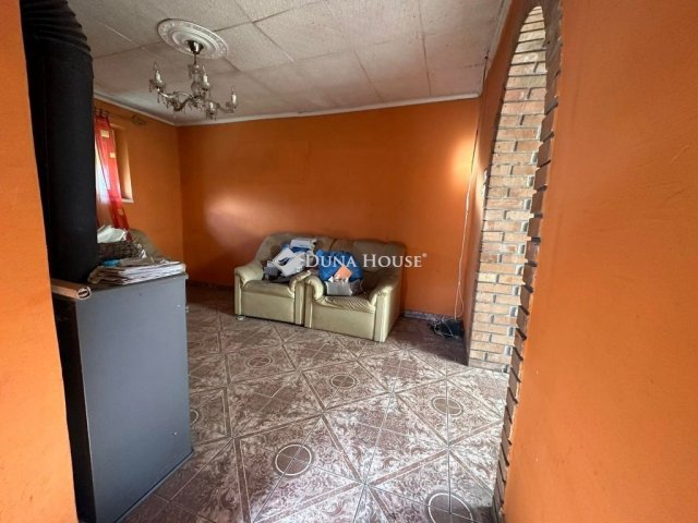 Eladó családi ház, Dunavecsén 15.8 M Ft, 3+1 szobás