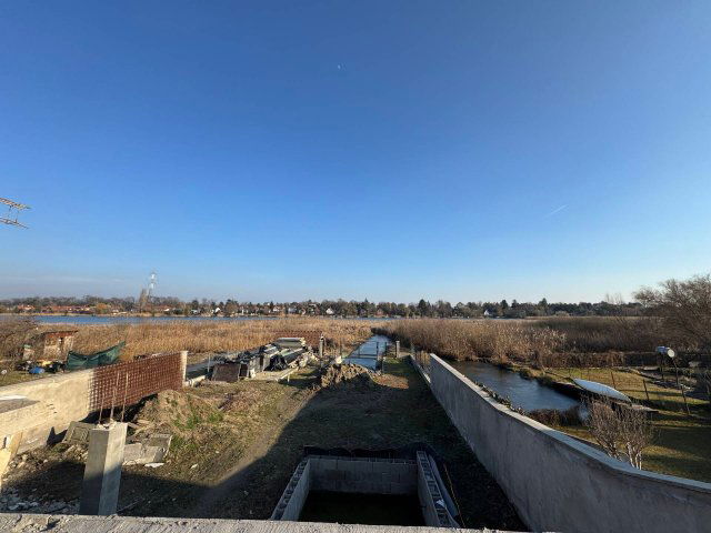 Eladó családi ház, Szigetszentmiklóson 105.9 M Ft