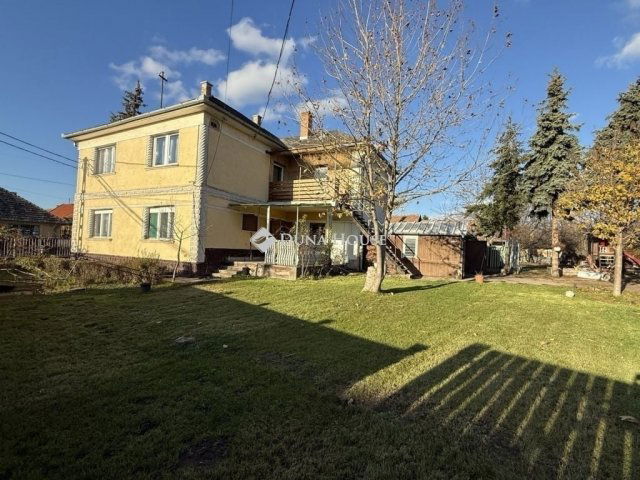 Eladó családi ház, Kókán 94.9 M Ft, 5 szobás