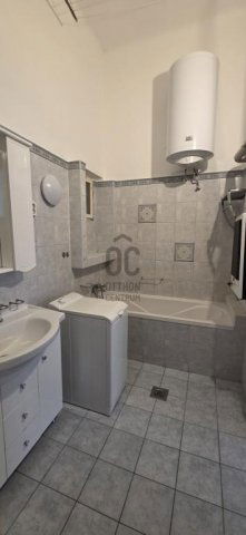 Eladó téglalakás, Budapesten, V. kerületben 179 M Ft, 4 szobás