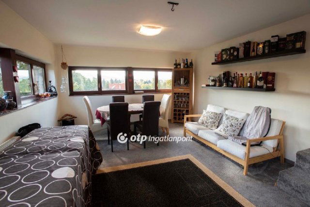 Eladó családi ház, Budapesten, II. kerületben 295 M Ft