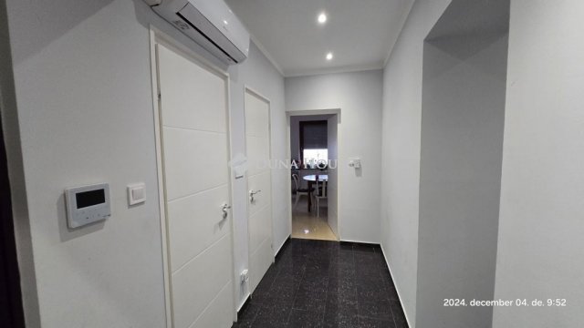 Eladó családi ház, Budapesten, XVIII. kerületben, Üllői úton