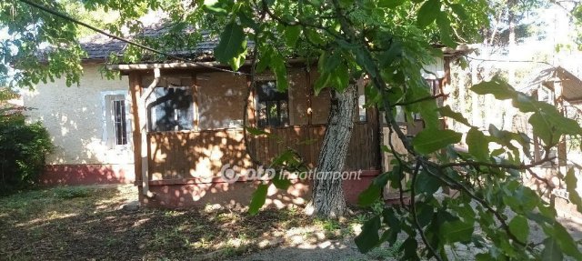 Eladó családi ház, Érden 79.9 M Ft, 2+1 szobás