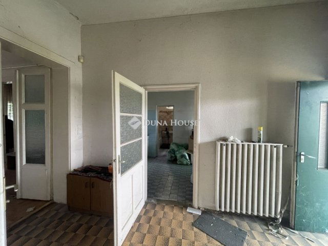 Eladó családi ház, Budapesten, XVIII. kerületben 49.9 M Ft