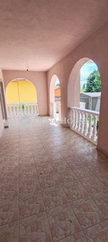 Eladó családi ház, Siklóson 96.5 M Ft, 5 szobás