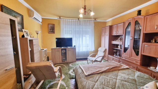 Eladó családi ház, Nyíregyházán 54.9 M Ft, 3 szobás