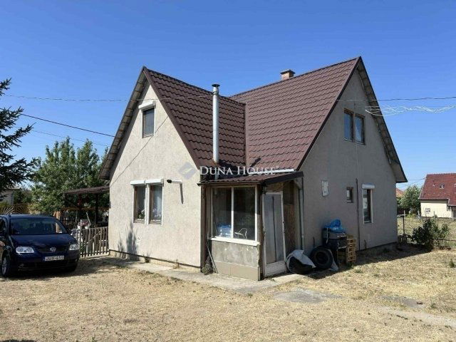 Eladó családi ház, Inárcson 79.9 M Ft, 7 szobás