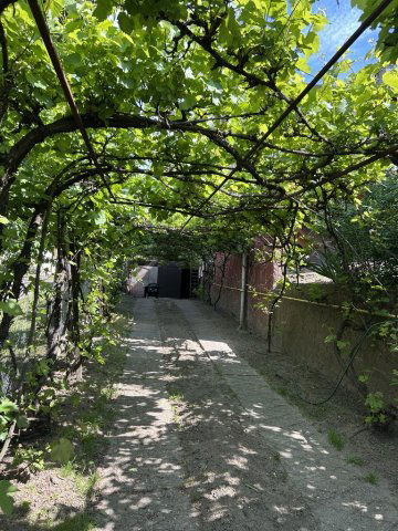 Eladó családi ház, Dunaújvárosban 54.9 M Ft, 4 szobás