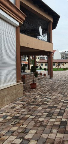 Eladó családi ház, Szolnokon 248 M Ft, 6 szobás