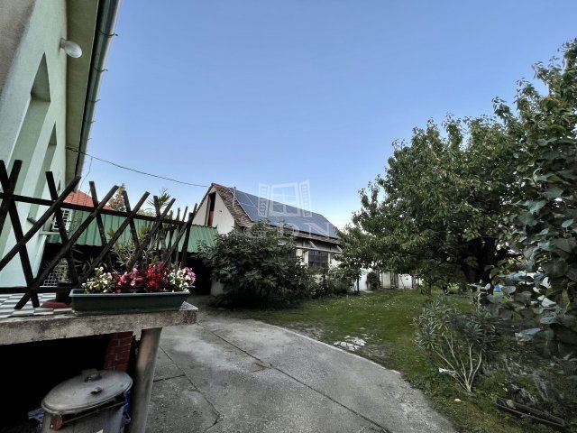 Eladó családi ház, Táplánszentkereszten 117 M Ft, 6+1 szobás