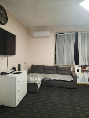 Eladó családi ház, Budapesten, XVIII. kerületben 78 M Ft