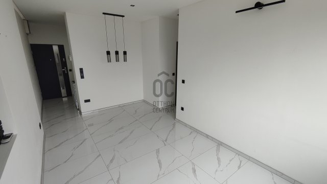 Eladó panellakás, Pétfürdőn 39.9 M Ft, 2 szobás