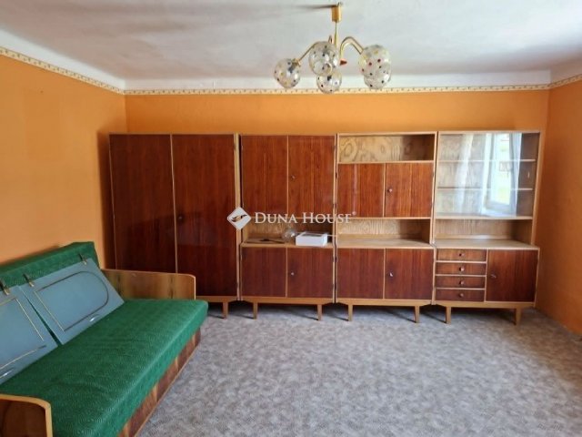 Eladó családi ház, Bácsborsódon 13 M Ft, 2 szobás
