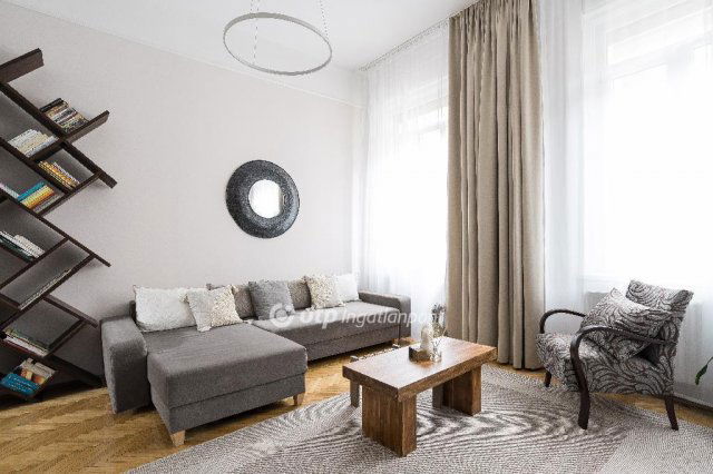 Eladó téglalakás, Budapesten, VIII. kerületben 98.5 M Ft