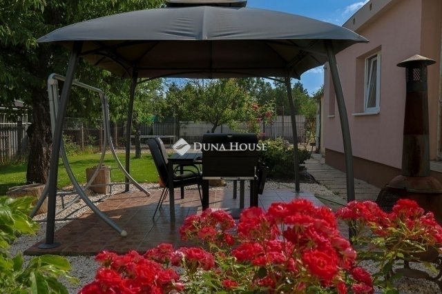 Eladó családi ház, Budapesten, XVI. kerületben 154.99 M Ft