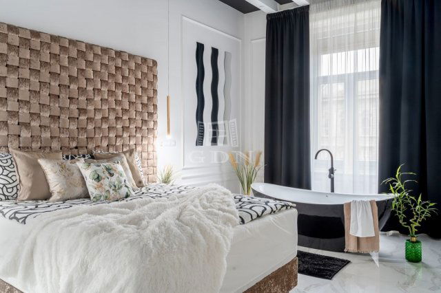 Eladó téglalakás, Budapesten, VI. kerületben 184.5 M Ft