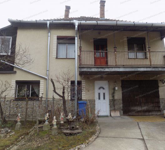 Eladó családi ház, Kaposváron 39 M Ft, 3+2 szobás