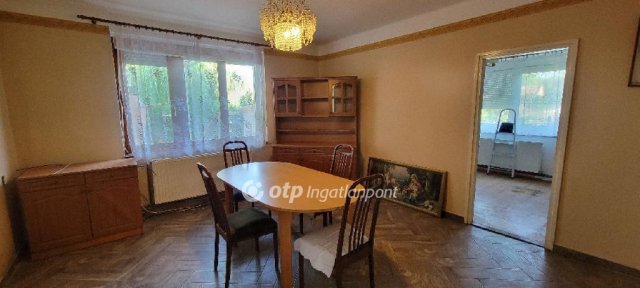 Eladó téglalakás, Győrött 64.9 M Ft, 4 szobás