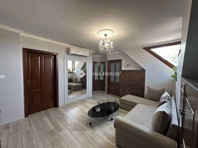 Eladó családi ház, Kecskeméten 224.9 M Ft, 7 szobás