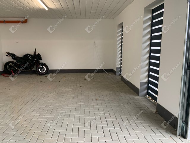 Eladó garázs, Szombathelyen 6.5 M Ft / költözzbe.hu