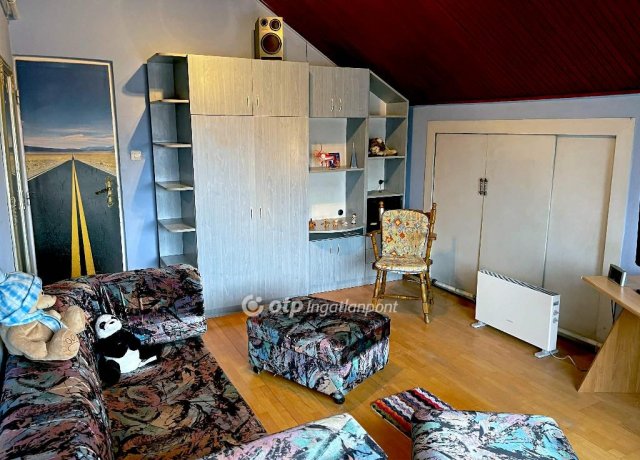 Eladó ikerház, Budapesten, XVIII. kerületben 190 M Ft, 4+1 szobás