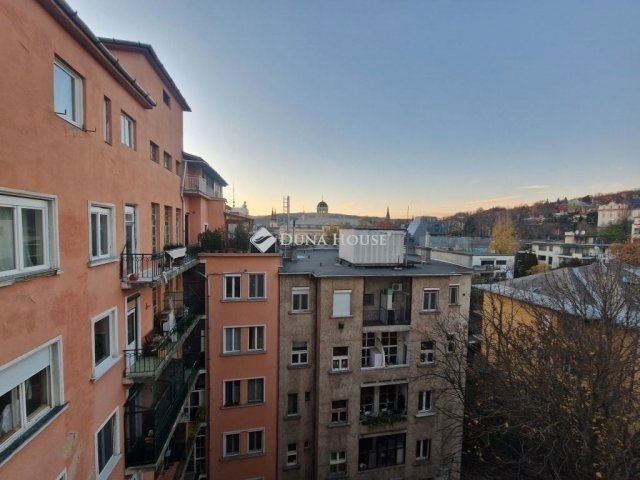 Eladó téglalakás, Budapesten, XI. kerületben 89.5 M Ft, 2 szobás