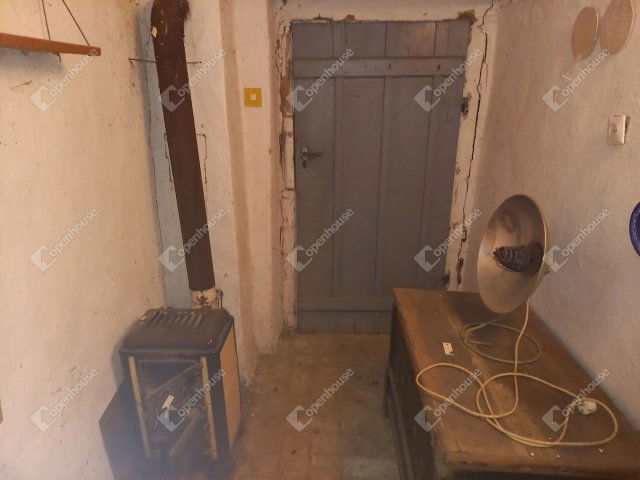 Eladó családi ház, Nagykörűn 9.99 M Ft, 2 szobás