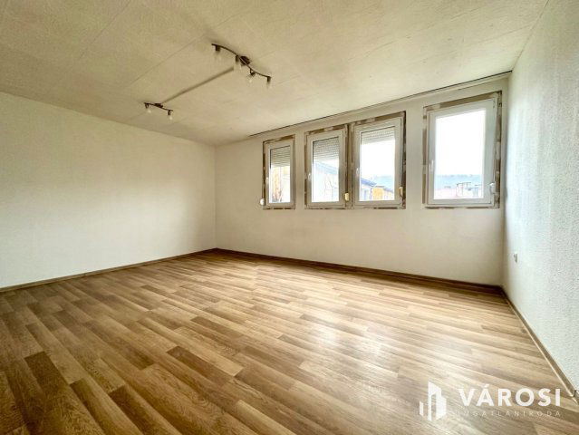 Eladó téglalakás, Salgótarjánban 19.9 M Ft, 2 szobás