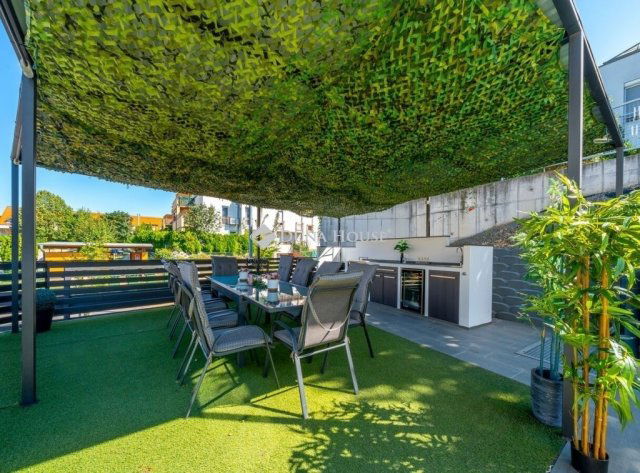 Eladó téglalakás, Budapesten, XVI. kerületben 139 M Ft, 3 szobás