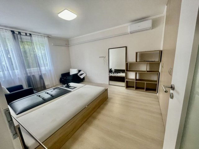 Kiadó téglalakás, albérlet, Kecskeméten 160 E Ft / hó