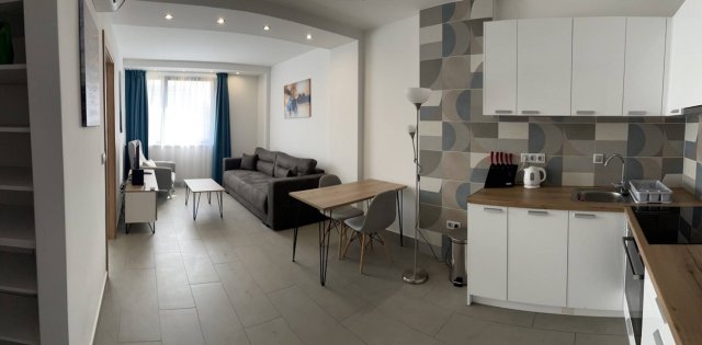 Kiadó téglalakás, albérlet, Pécsett 250 E Ft / hó, 2 szobás