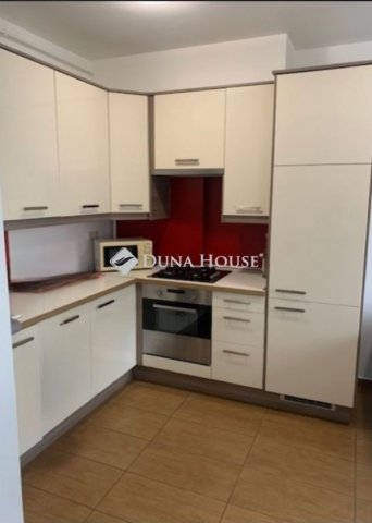 Kiadó téglalakás, albérlet, Győrött 290 E Ft / hó, 3 szobás