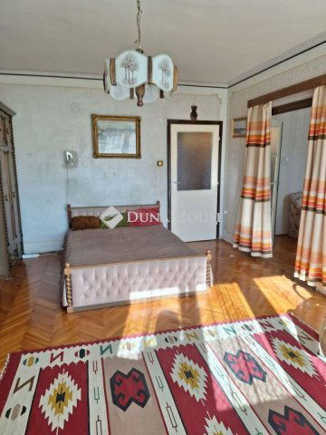 Eladó téglalakás, Szombathelyen 52 M Ft, 3 szobás