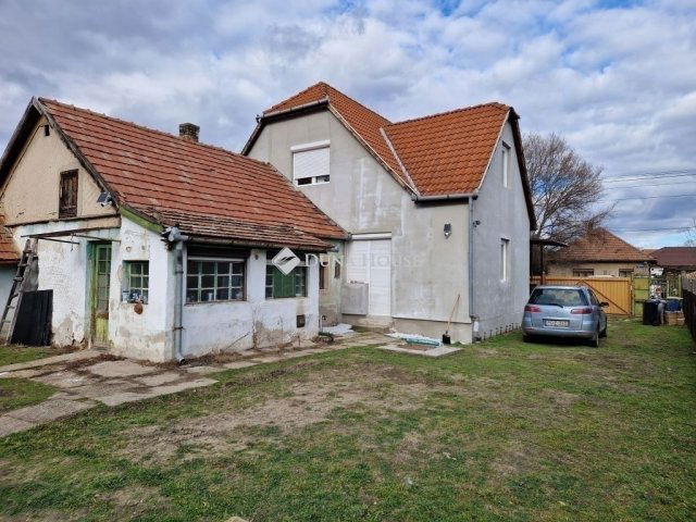 Eladó családi ház, Monoron 89.99 M Ft, 6 szobás