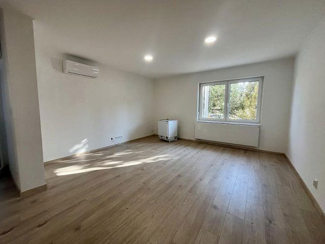 Eladó téglalakás, Budapesten, XIV. kerületben 99 M Ft, 2 szobás