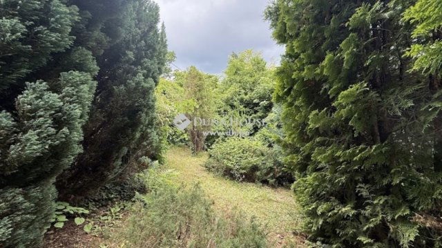 Eladó nyaraló, Kőszegen 18 M Ft, 1 szobás / költözzbe.hu