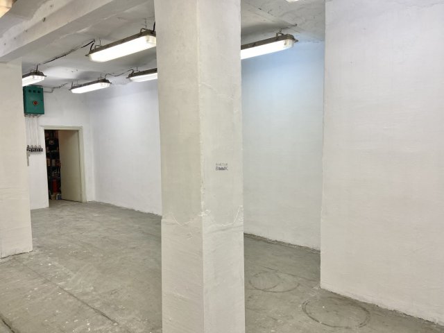 Eladó ipari ingatlan, VI. kerületben, Székely Bertalan utcában