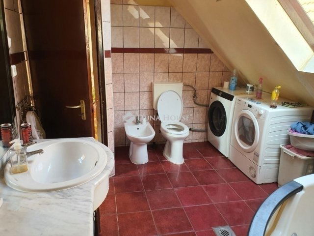 Eladó családi ház, Budapesten, XVIII. kerületben 117 M Ft