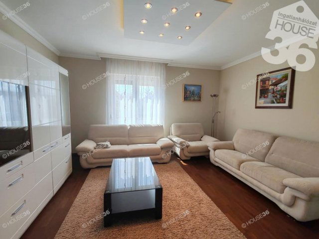 Kiadó családi ház, albérlet, Kecskeméten 650 E Ft / hó