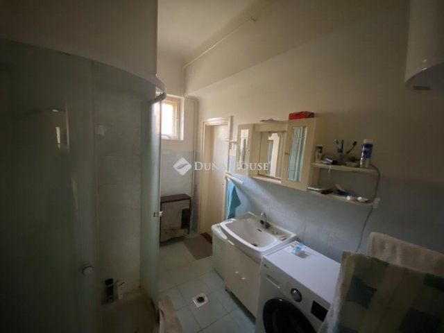 Eladó családi ház, Monoron 74 M Ft, 4 szobás