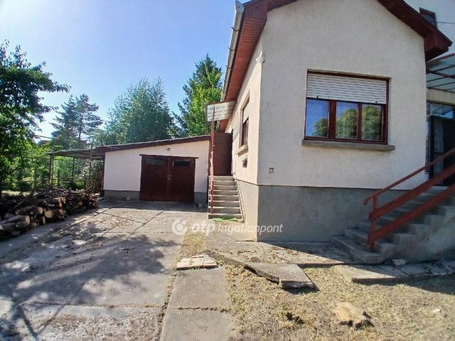 Eladó családi ház, Karácsondon 48 M Ft, 4 szobás