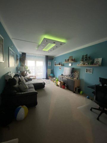 Eladó panellakás, Budapesten, III. kerületben 71.5 M Ft