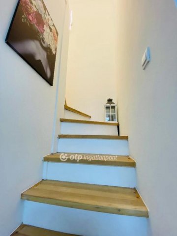 Eladó sorház, Debrecenben 127.9 M Ft, 2+1 szobás