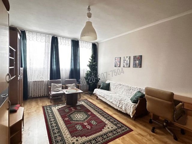 Eladó panellakás, Egerben 37.7 M Ft, 2 szobás