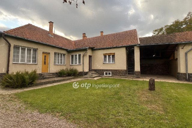 Eladó családi ház, Parádon 32.5 M Ft, 3 szobás