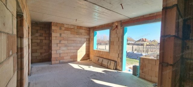 Eladó családi ház, Kecskeméten 85.9 M Ft, 4 szobás