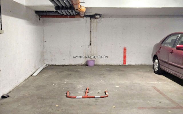 Eladó garázs, Budapesten, IV. kerületben, Ősz utcában 6.5 M Ft